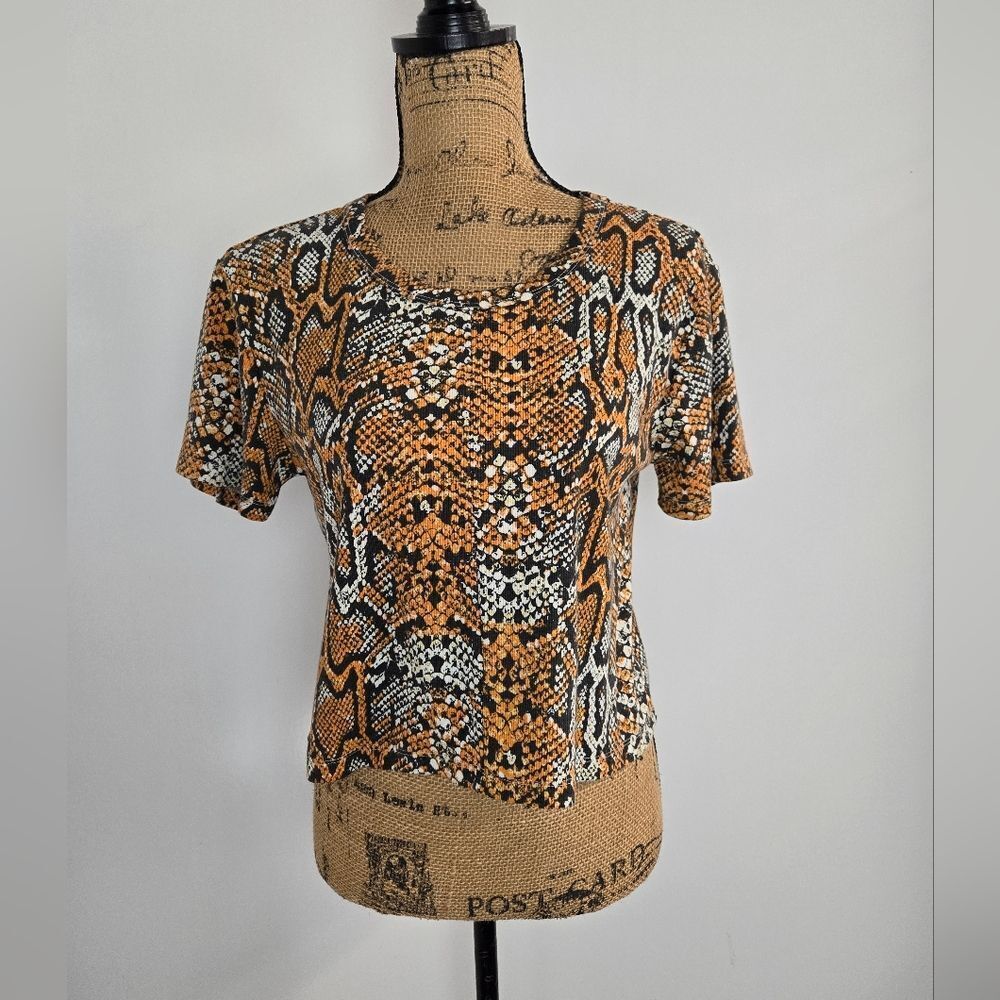 Chaser Ribbed Tee w Double Snakeskin Print Sz S NEW